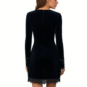 ชุดเดรสสั้นผ้ากำมะหยี่ปักลายสำหรับผู้หญิง คอวีลึก แขนยาว แต่งลูกไม้ สไตล์วินเทจ หรูหรา สำหรับงานเลี้ยงตอนเย็น แฟชั่น - Product Image 5