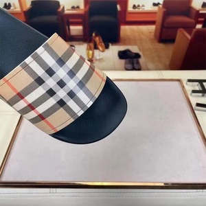 2026 Ciabatte Scandal di Tendenza con LOGO Personalizzato, <span class=keywords><strong>Scarpe</strong></span> da <span class=keywords><strong>Spiaggia</strong></span> di Alta Qualità, Stile Casual a Quadri per <span class=keywords><strong>Uomo</strong></span> e Donna - Product Image 2