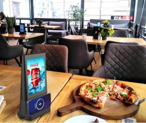 Sáng tạo 8 inch Tabletop quảng cáo Sạc hiển thị <span class=keywords><strong>Player</strong></span> - <span class=keywords><strong>Battery</strong></span> Powered kỹ thuật số biển kiosk - Product Image 6