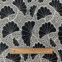 Tissu en dentelle non tissé hydrosoluble à motif floral ajouré 100% polyester, brodé en trame, accessoires très légers pour filles