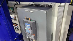 Second Hand Haitian 470 Ton Plastic Injection Molding <b>Machine</b> - Product Image 2