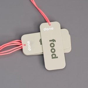 Custom Eco-Vriendelijke Stof Hangtag Logo Print <span class=keywords><strong>String</strong></span> Swing Tag Hot Stamping Techniek Prijs Swing - Product Image 1