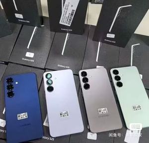 สมาร์ทโฟนมือสองรุ่น S25+ ปรับสภาพใหม่ รับรองคุณภาพ ราคาประหยัด แรม 12GB หน้าจอ 5.3 นิ้ว QHD รองรับ 5G รับประกัน 1 ปี พร้อมอุปกรณ์เสริมแท้ - Product Image 6