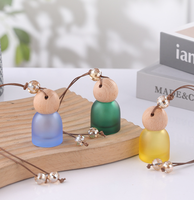 Bouteilles en verre de diffuseur d'aromathérapie pour voiture de petite capacité 10 ml, désodorisant, flacon de parfum pour voiture suspendu vide, flacon rond en verre