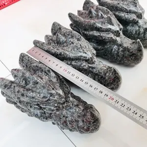 Venta al por mayor precio de fábrica cristales artesanías piedra curativa Yooperlite cabeza de dragón para regalos