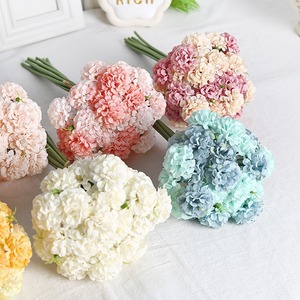 Bouquet de mariée artificiel en soie faite <span class=keywords><strong>à</strong></span> la main en gros, 27 têtes d'hortensias, toucher réaliste, décoration florale moderne pour la maison et les mariages - Product Image 1