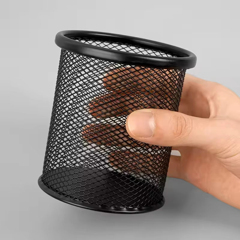 Circular Grid Metal Pen Bucket Storage