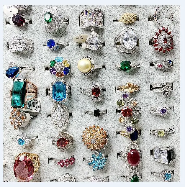 Bague en Zircon de couleur rétro incrustée de Micro bijoux, vente en gros d'usine mixte