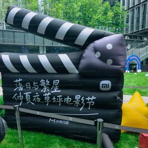 Pizarra <span class=keywords><strong>de</strong></span> <span class=keywords><strong>cine</strong></span> inflable gigante, bastón <span class=keywords><strong>de</strong></span> <span class=keywords><strong>cine</strong></span> inflable, pizarra <span class=keywords><strong>de</strong></span> <span class=keywords><strong>cine</strong></span> grande, accesorio temático <span class=keywords><strong>de</strong></span> <span class=keywords><strong>cine</strong></span> para eventos cinematográficos - Product Image 4