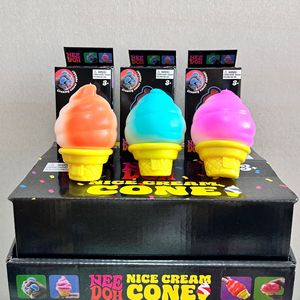 Jouet sensoriel anti-stress en forme de gâteau, pizza, cornet de crème glacée, crème glacée Needoh, sucette glacée souple à presser - Product Image 1