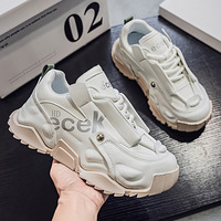 Nouvelles Chaussures Décontractées Homme Printemps/Été Européennes en Cuir Tendance à Semelles Épaisses Rehaussantes et Élégantes, Grandes Tailles