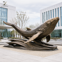 Escultura de ballena de bronce fundida a mano, estatua de animal marino con patina antigua para parques costeros, resorts, plazas y jardines.