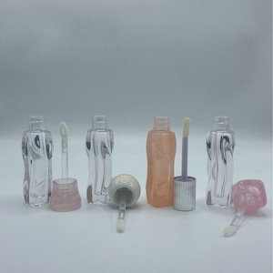 Tubes de gloss à lèvres vides avec applicateur à pointe de brosse, graphiques personnalisés - Product Image 4