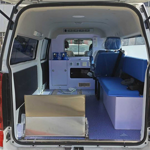 Équipement médical complet ambulance ICU transfert critique configuration ambulance véhicule de santé diesel véhicule d'examen médical - Product Image 6