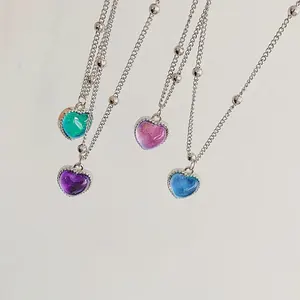 Collar con forma de corazón que cambia de Color, joyería romántica