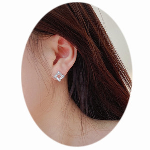 Orecchini a Perno di Lusso Chic per Donne, Eleganti Gioielli Minimalisti di Design per Uso Quotidiano, Idea Regalo - Product Image 4