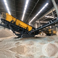 Concasseur à mâchoires mobile avec écran, équipement de concassage et de criblage de pierres monté sur camion