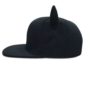 Casquette de baseball tendance avec protection pour les oreilles, motif cornes de diable, broderie main, style homme et femme - Product Image 2