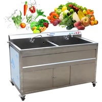 Commerciële Ultrasone Groente-En Fruitreinigers Gebruiken Bellen En Trillingen Voor Het Scheiden Van Sediment En Ozondesinfectie.