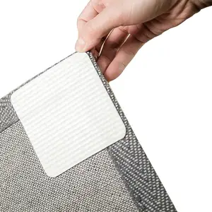 Fabriek Maatwerk Wasbare Antislip Robuuste Tapijt Grijper Magische Accessoires Tapijt Pad Grijpers Herbruikbare Driehoek Pads