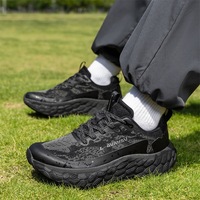 Sepatu Sneakers Outdoor Tahan Lama dengan Sol Sarang Lebah, Jala Bernapas, Pengiriman Cepat Grosir Pabrik Baru