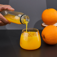 Bouteille en plastique PET transparente pour jus, avec bouchon à vis noir côtelé, jetable, pour emballage de thé aux fruits, d'enzyme, de boisson froide
