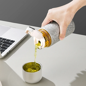 Botella de Agua Aislada de Titanio Portátil, Diseño Elegante para Mujer, Modelo 2025 con Filtro, Tamaño de Bolsillo, Taza de Regalo - Product Image 5