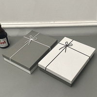 Boîte cadeau avec couvercle et base pour l'emballage de vêtements, laminage personnalisé, fourniture directe d'usine