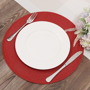 Napperons élégants en lin de luxe Boho Sets carrés en dentelle Accents de table en tissu pour les mariages Techniques tricotées - Product Image 1