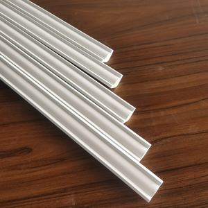 <span class=keywords><strong>Moulure</strong></span> <span class=keywords><strong>de</strong></span> corniche en bois massif pour panneau décoratif mural en bois massif - Product Image 2