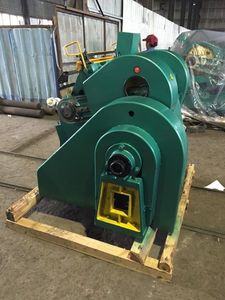 Manual Paper Cardboard Die Cutting and Creasing Machine with PLC 2200W Motor Power for Corrugated Carton <b>Box</b> Making CE Certified - Product Image 4