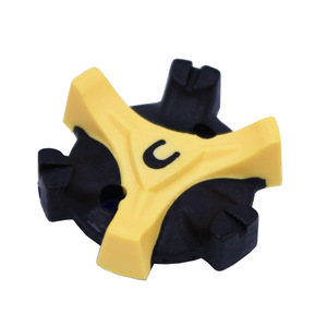 Tacos de Golf de TPU Tri-Lok con Rotación, Forro de Malla Transpirable, Parte Superior de Cuero, Suela de Goma, para Verano e Invierno, Amarillo y Rojo, Venta al Por Mayor de Fábrica - Product Image 4
