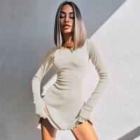 Robe pour femmes de style européen et américain 2026, unie, simple, avec laçage au dos, taille cintrée, élégante, décontractée, pour le quotidien et les fêtes, vente en gros