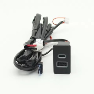 Xe sạc nhanh PD điện thoại sạc QC3.0 <span class=keywords><strong>USB</strong></span> cổng kép Giao diện ổ cắm <span class=keywords><strong>adapter</strong></span> cho Nissan Paladin tuần tra Y60 y61 phụ kiện - Product Image 1