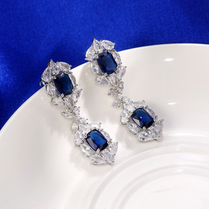 Pendientes elegantes con borlas de color azul real para mujer, pendientes colgantes con piedras brillantes, joyería para fiesta de boda, venta al por mayor - Product Image 6