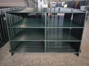 Panneau de clôture extérieur Huake en acier galvanisé durable de style européen de 6 pieds de haut avec installation vidéo pour le bétail et l'agriculture - Product Image 4