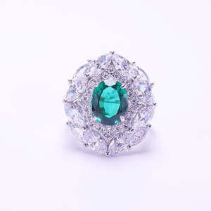 Bague émeraude personnalisable 1 carat, style classique, ovale 5x7mm, prix fabricant de laboratoire - Product Image 1