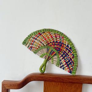 W8291 Éventail en paille tressé à la main, style nordique, avec éléments africains, portable et robuste, pour fête et décoration murale - Product Image 2