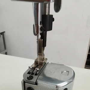 Máquina <span class=keywords><strong>de</strong></span> Coser Industrial <span class=keywords><strong>de</strong></span> Columna OREN <span class=keywords><strong>de</strong></span> Alta Velocidad para Costuras Laterales <span class=keywords><strong>de</strong></span> Zapatos <span class=keywords><strong>de</strong></span> Cuero, <span class=keywords><strong>de</strong></span> Una Sola Aguja RN-810 - Product Image 4
