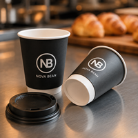 Gobelet en papier biodégradable à double paroi de 12 oz imprimé sur mesure avec couvercle et manchon couleur Morandi pour café à emporter en gros