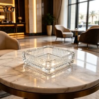 Cendrier carré en verre transparent pour cigarettes et cigares, cendrier de fumeur en gros avec logo personnalisé et options de tailles multiples
