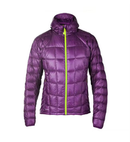 Marineblaue Wasserdichte Daunenjacke für Damen bei Kaltem Wetter