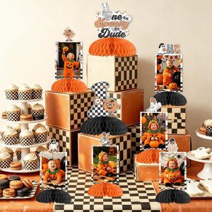 Decorazioni per il Primo Compleanno 'One Spooky Dude', 8 Pezzi di Centrotavola a Nido d'Ape, Decorazioni per <span class=keywords><strong>Halloween</strong></span> e Primo Compleanno, Topper per Tavolo 'Little Boo' - Product Image 5