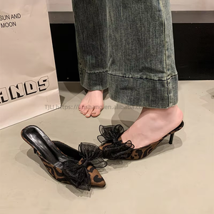 Mules d'été à bout pointu et nœuds, talon moyen, pour femme, élégantes, grandes tailles, sexy, imprimé léopard - Product Image 2
