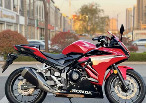 Honda1 CBR400 Streetbike d'occasion, cylindrée 400cc, hauteur de selle 790 mm, accessoires améliorés, apparence neuve 9.9 - Product Image 6