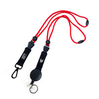Étiquette tissée personnalisée, respectueuse de l'environnement, conforme aux normes européennes, cordon en polyester résistant, porte-badge rétractable, boucle de sécurité, marque MEGA
