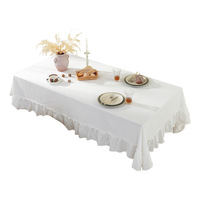 Nappe rectangulaire polyvalente de couleur unie de style moderne, couverture en tissu à bords froncés faite à la main