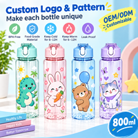 Bouteille d'eau en plastique de 800 ml avec couvercle à paille rabattable, réutilisable, sans BPA, pour enfants, cadeau, école