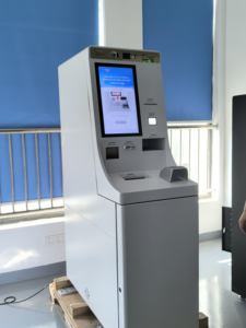 מכונת החלפת מטבעות בשירות עצמי, כספומט אוטומטי, מערכת הפעלה Windows, מסך מגע קיבולי, התקנה עומדת, קבלות 80 מ\\\"מ - Product Image 3