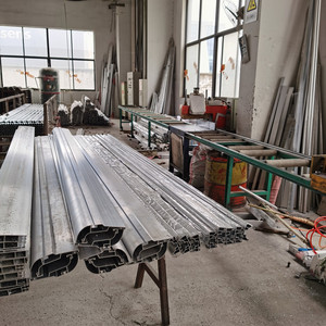 Tubes en <span class=keywords><strong>aluminium</strong></span> ronds anodisé, <span class=keywords><strong>diamètre</strong></span> personnalisé 10mm 20mm 30mm 40mm 100mm T6, 6061 pièces - Product Image 5